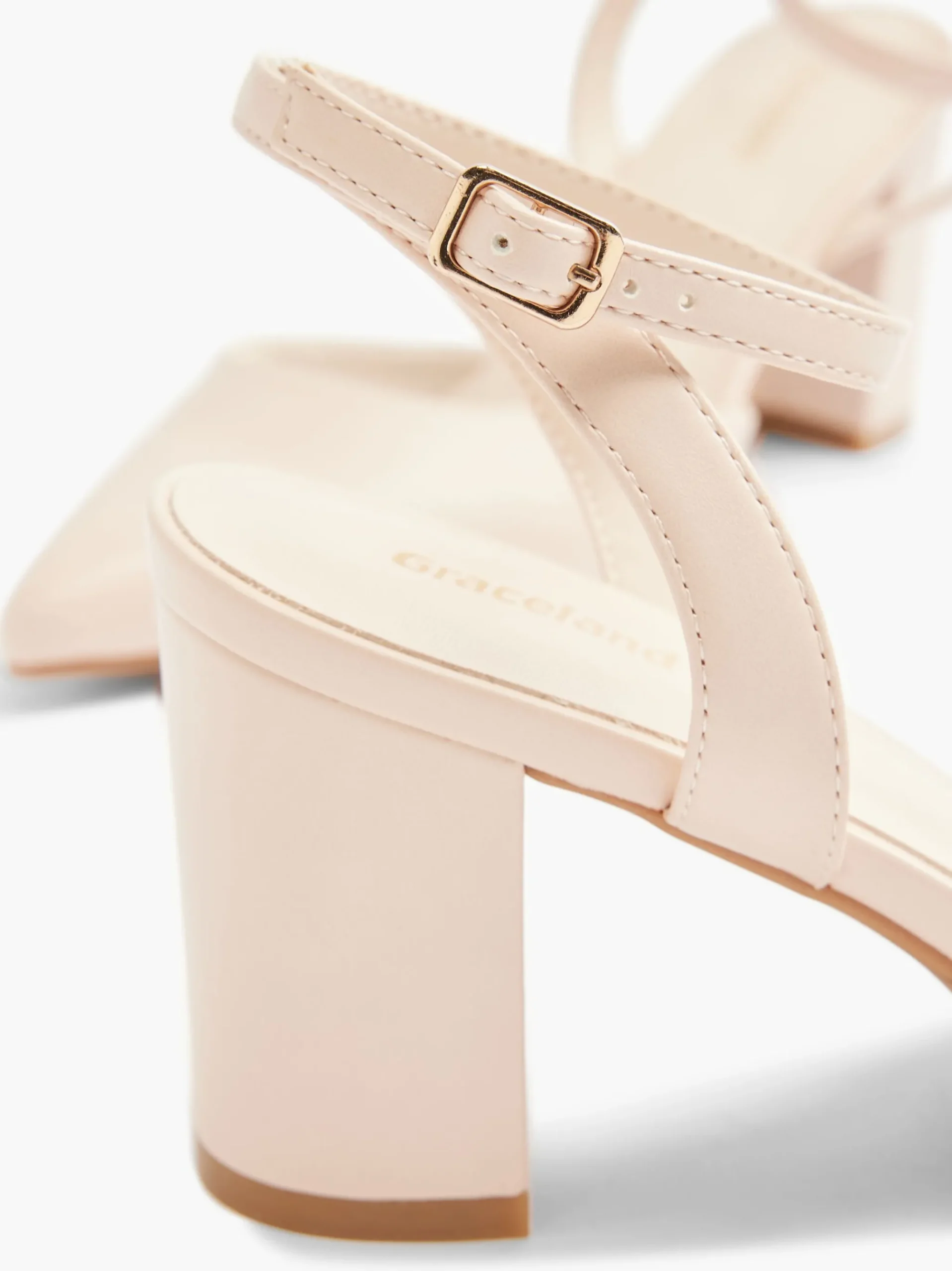 Shop Graceland Décolleté Nude