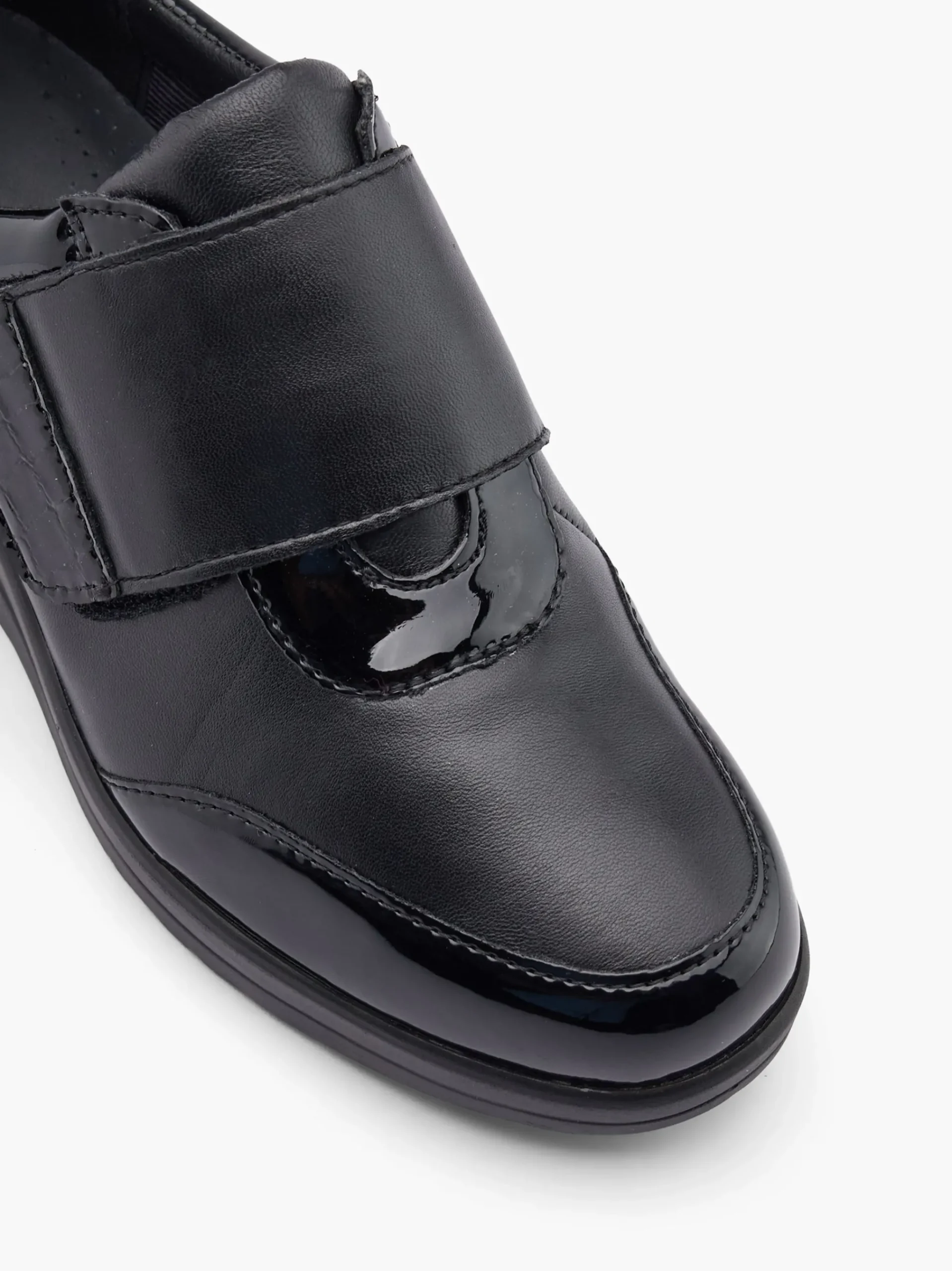 Online Medicus Scarpa bassa Nero