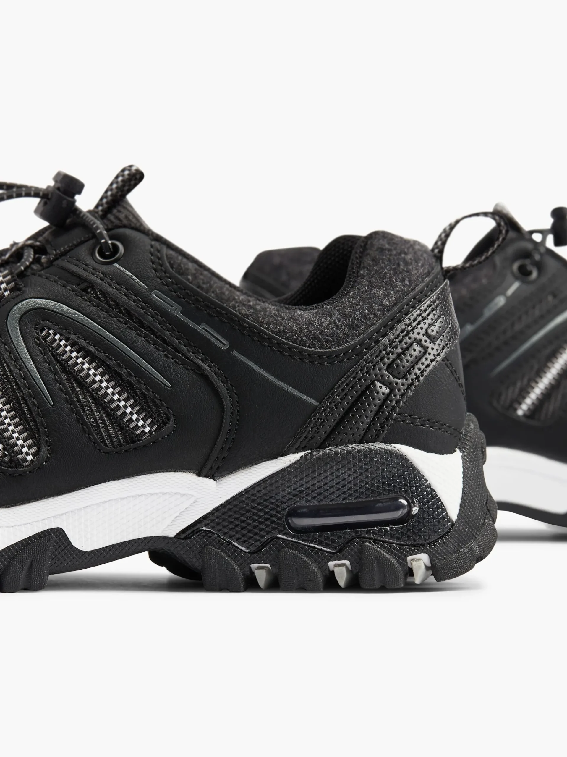 Online Graceland Scarpa da trekking Nero